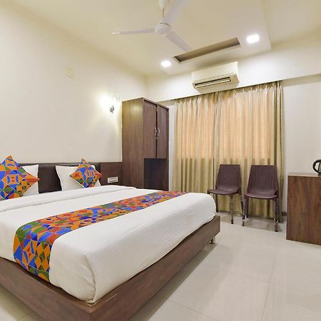 Fabhotel A1 Plaza Ahmedabad Exterior photo
